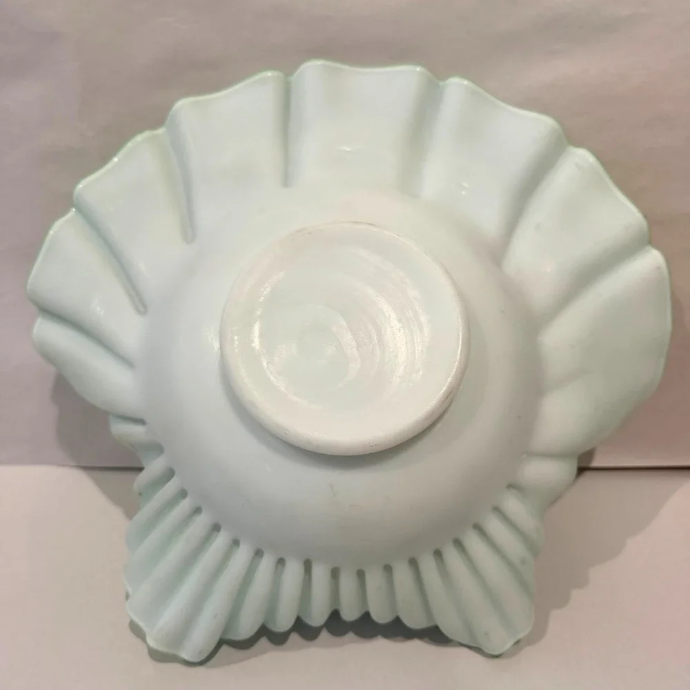 Fenton Green Satin Cased Over White Ruffled Shell Large Bowl Centerpiece 40s-50s